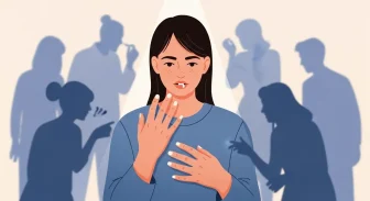 爪噛みが引き起こす見た目と人間関係への心理的・社会的影響。