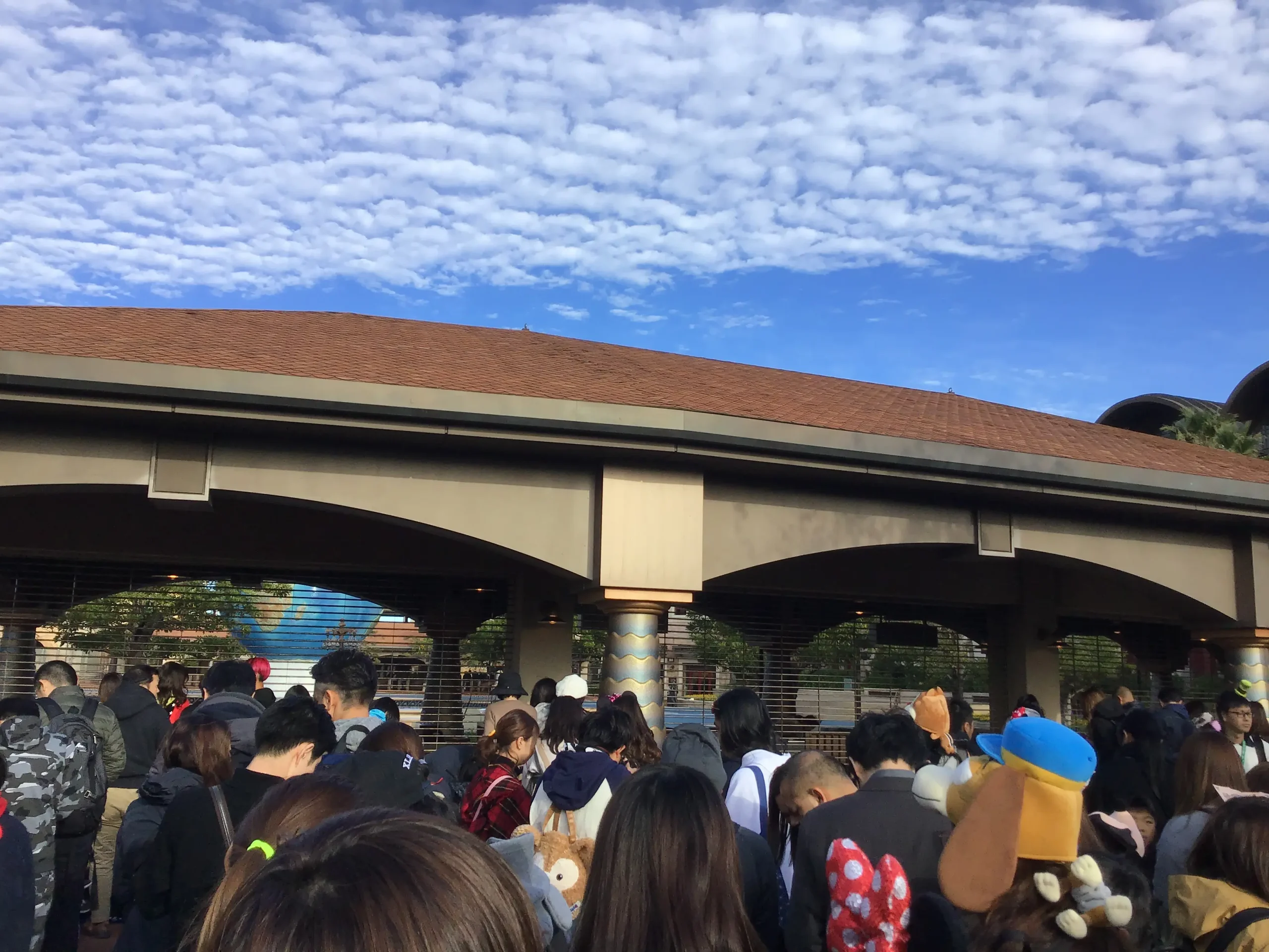 ディズニーランドのハッピーエントリー専用ゲート